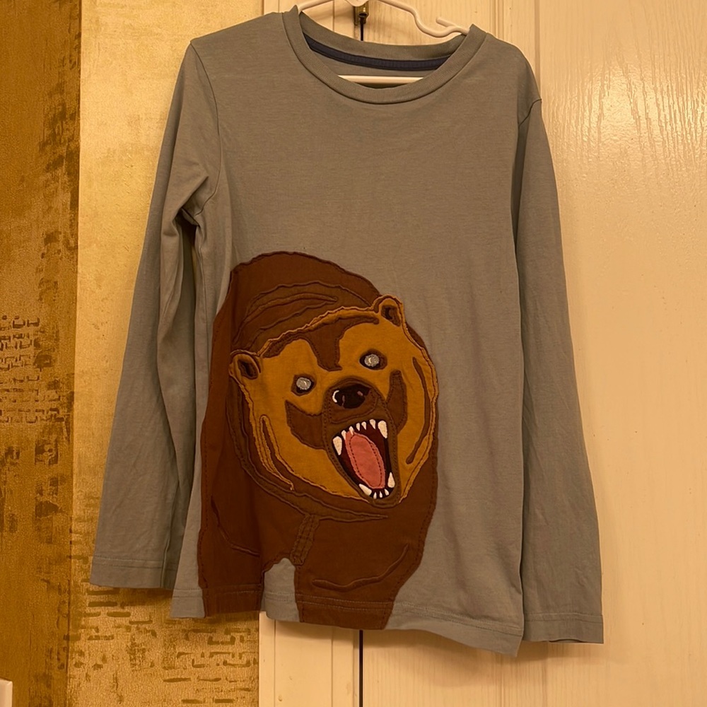 Mini Boden blue bear shirt size 7/8 used condition